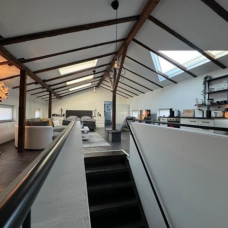 Апартаменти Gleis 13 - The Loft Im Ehemaligen Lokschuppen Бюкебурґ Екстер'єр фото